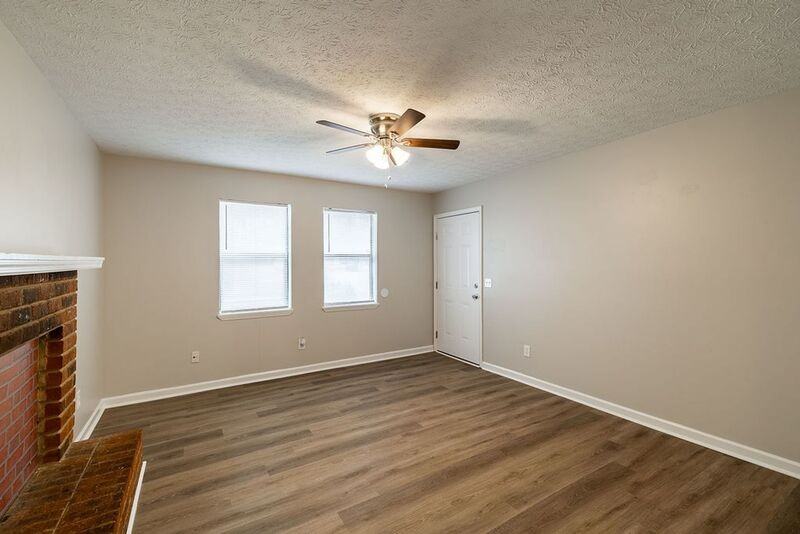 110 Upland Ct - Photo 4 of 23