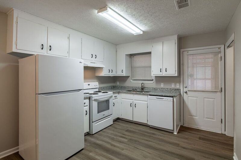 110 Upland Ct - Photo 7 of 23