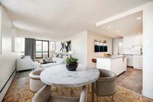 Place Samuel de Champlain - Photo 1 of 1