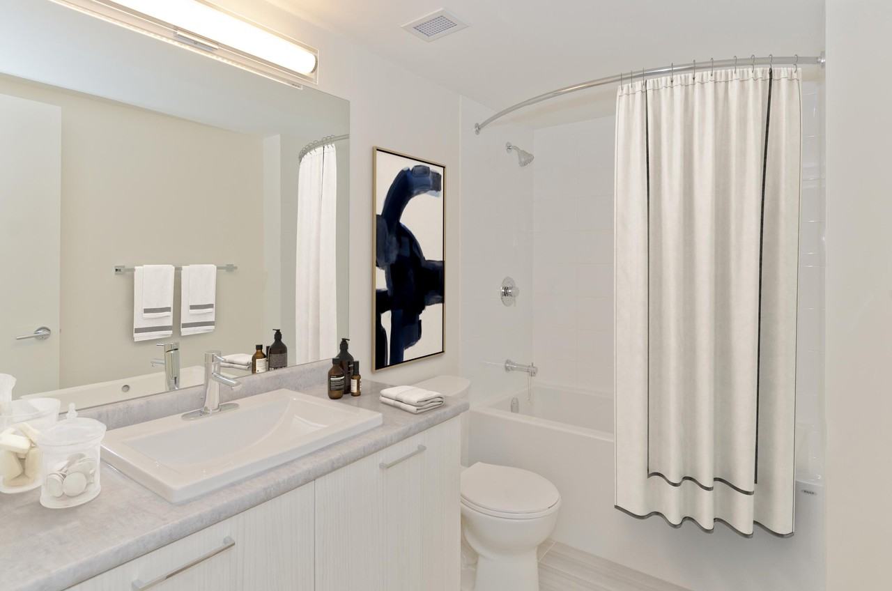 Varsity Square Apartments - Photo 6 of 21