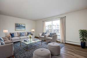 featured image of 10203 Franklin Ave