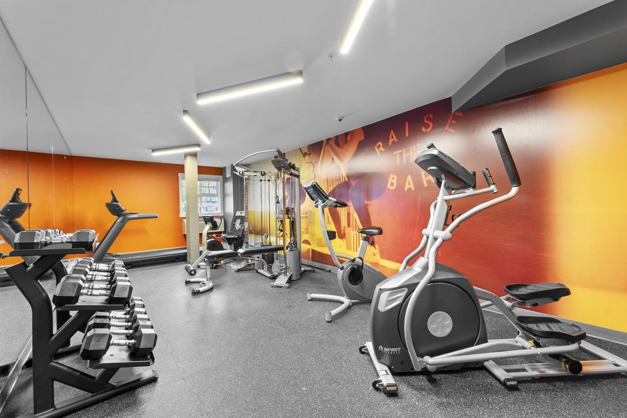 Auburn Landing - Photo 5 of 38