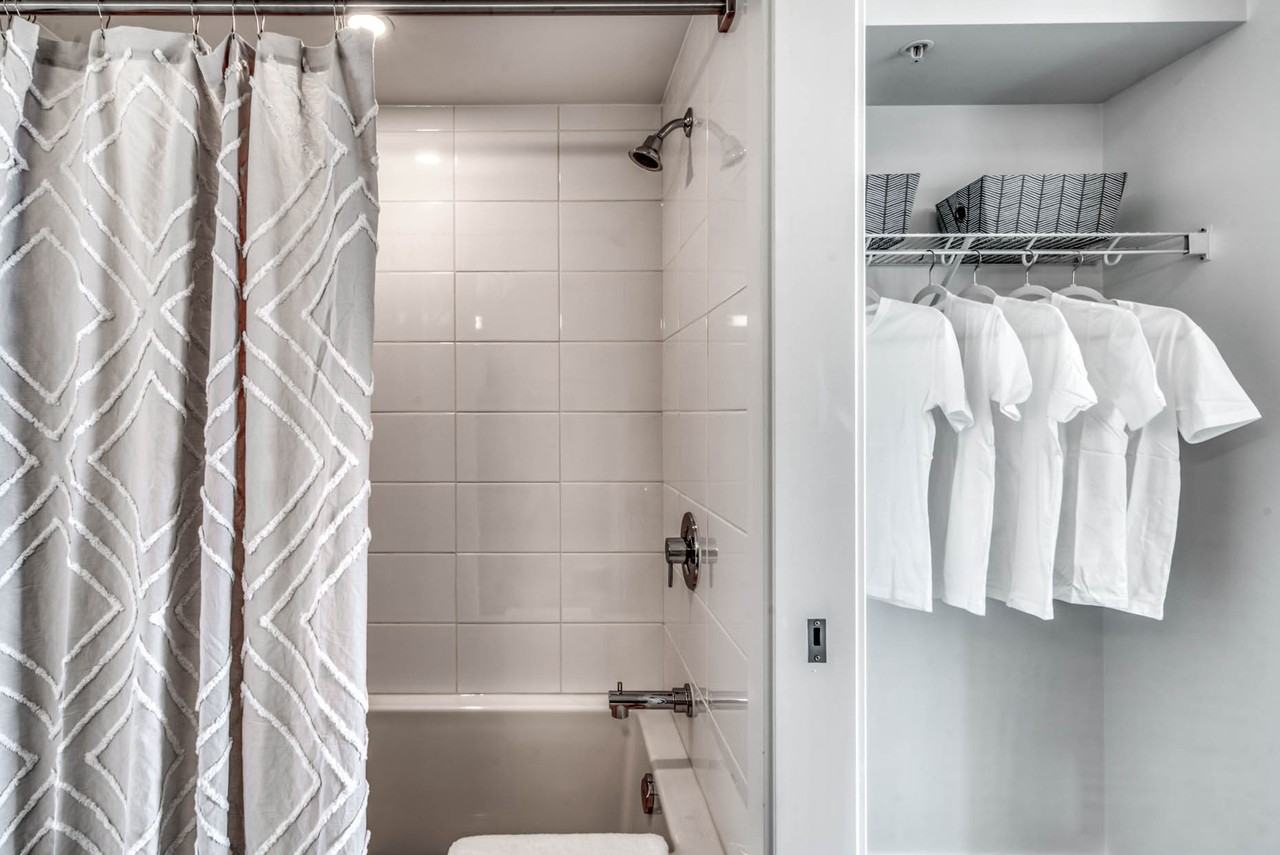 Brio - Photo 6 of 12