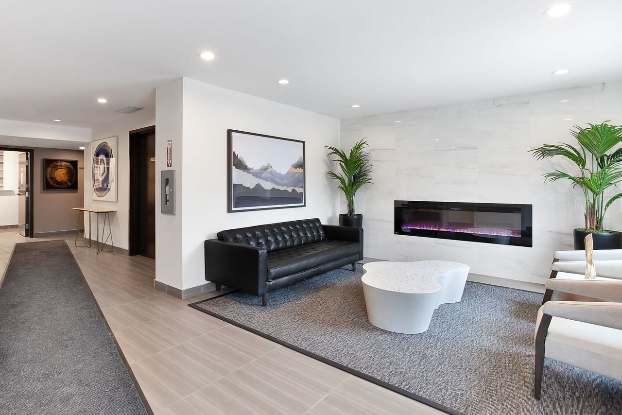 Peak Estates - Photo 7 of 11