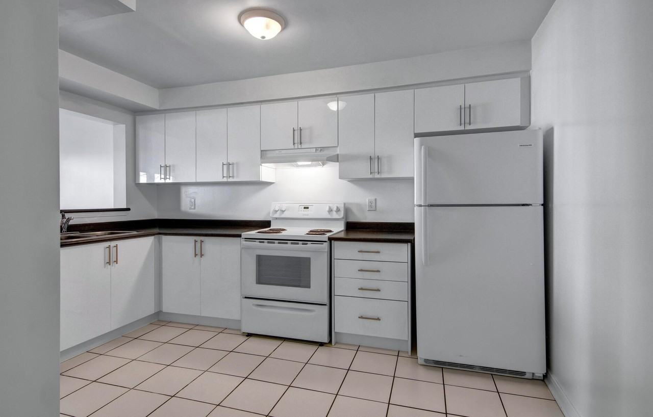 Daniels Gateway, Erin Centre - Photo 7 of 11