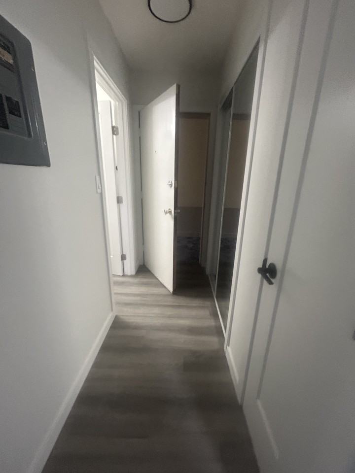 Grasslands Manor - Photo 6 of 9