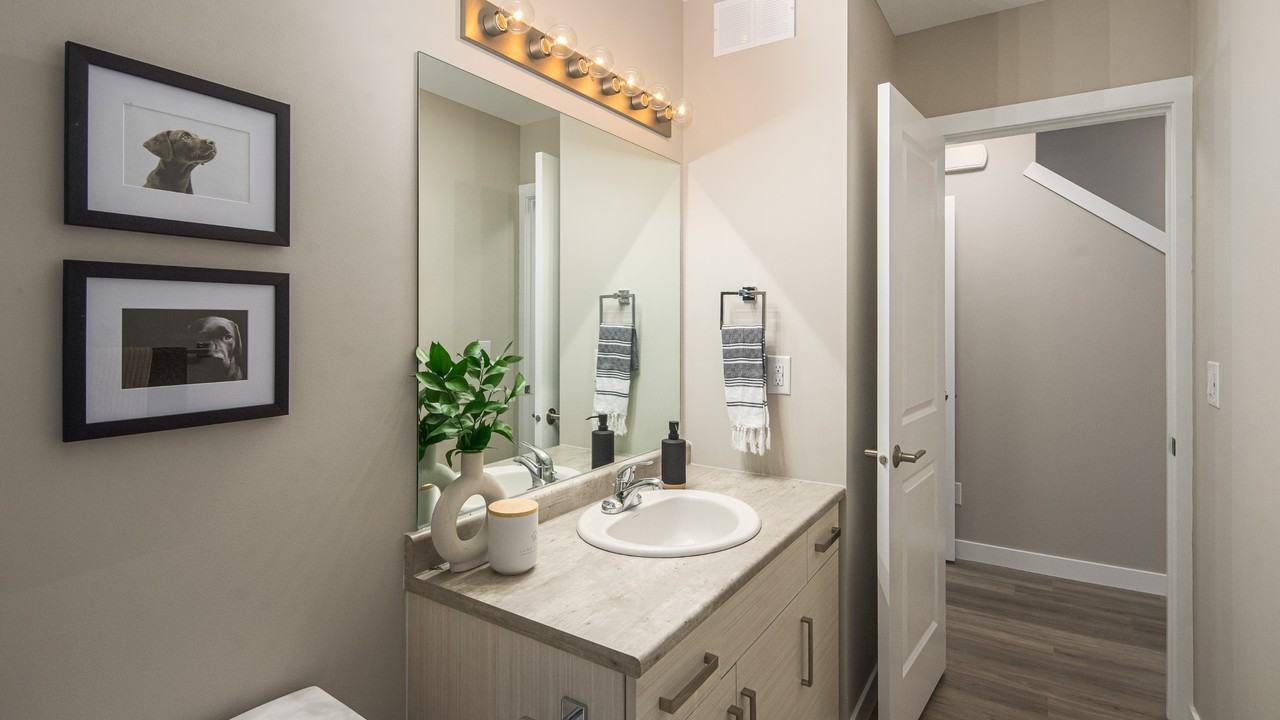 147 Champagne Street - Photo 4 of 50