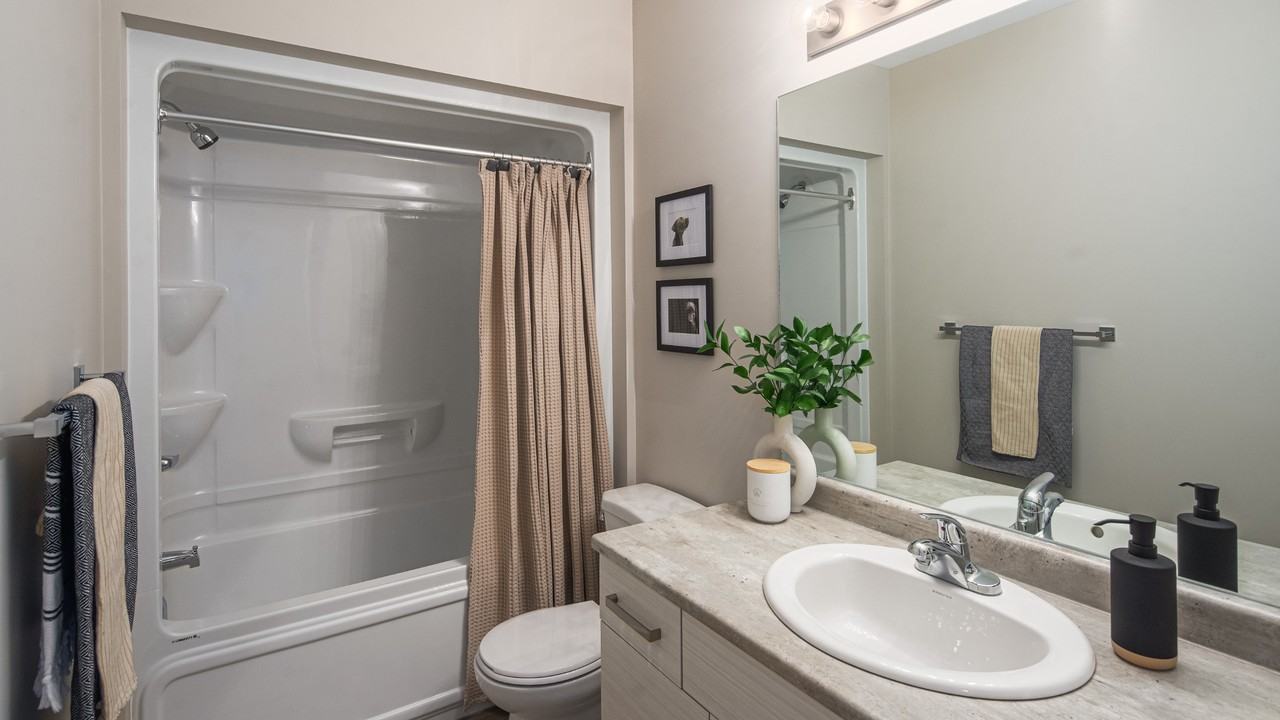 147 Champagne Street - Photo 5 of 50