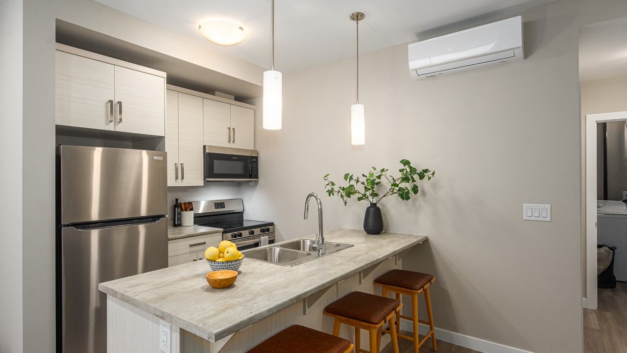 147 Champagne Street - Photo 7 of 50