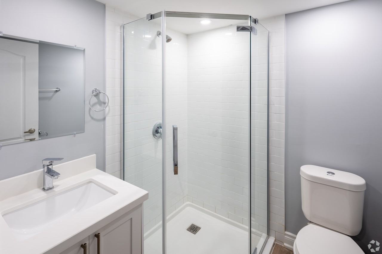 75 Carling Street - Photo 5 of 6