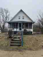 featured image of 2404 Trenton St