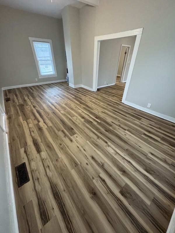 2404 Trenton St - Photo 2 of 11