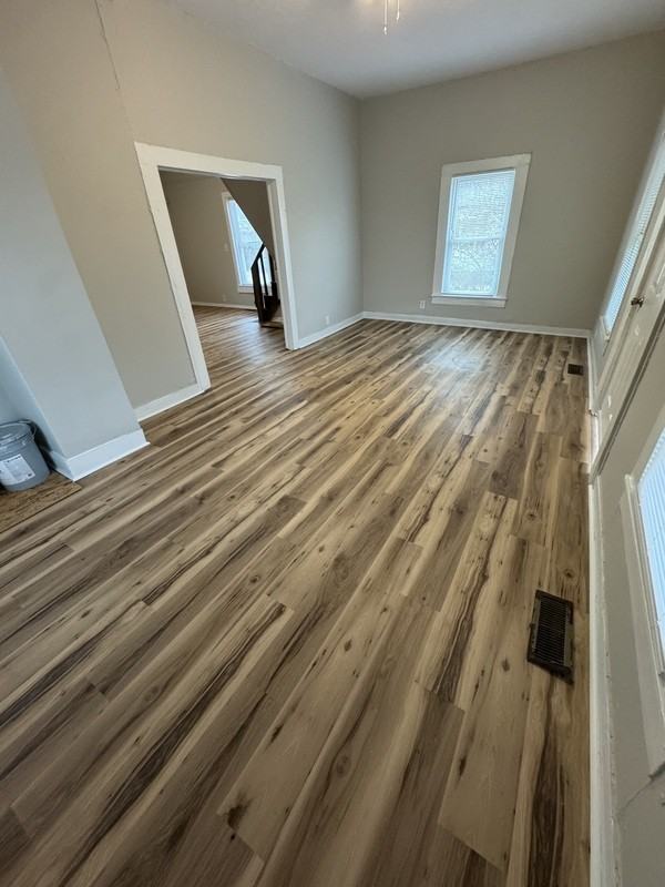 2404 Trenton St - Photo 3 of 11