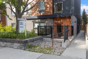 featured image of 689 Churchill Ave N