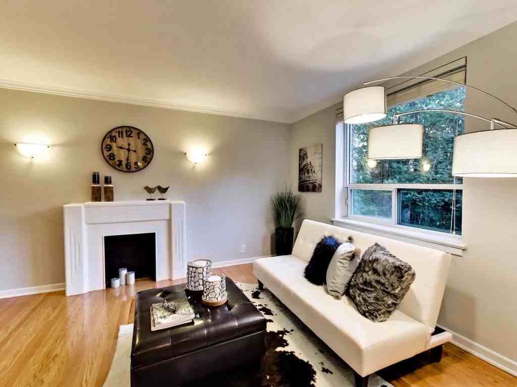 Edgewood Terrace - Photo 5 of 29