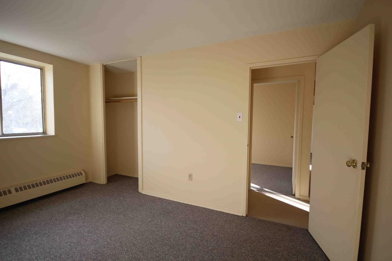 Chippawa Towers - Photo 4 of 9