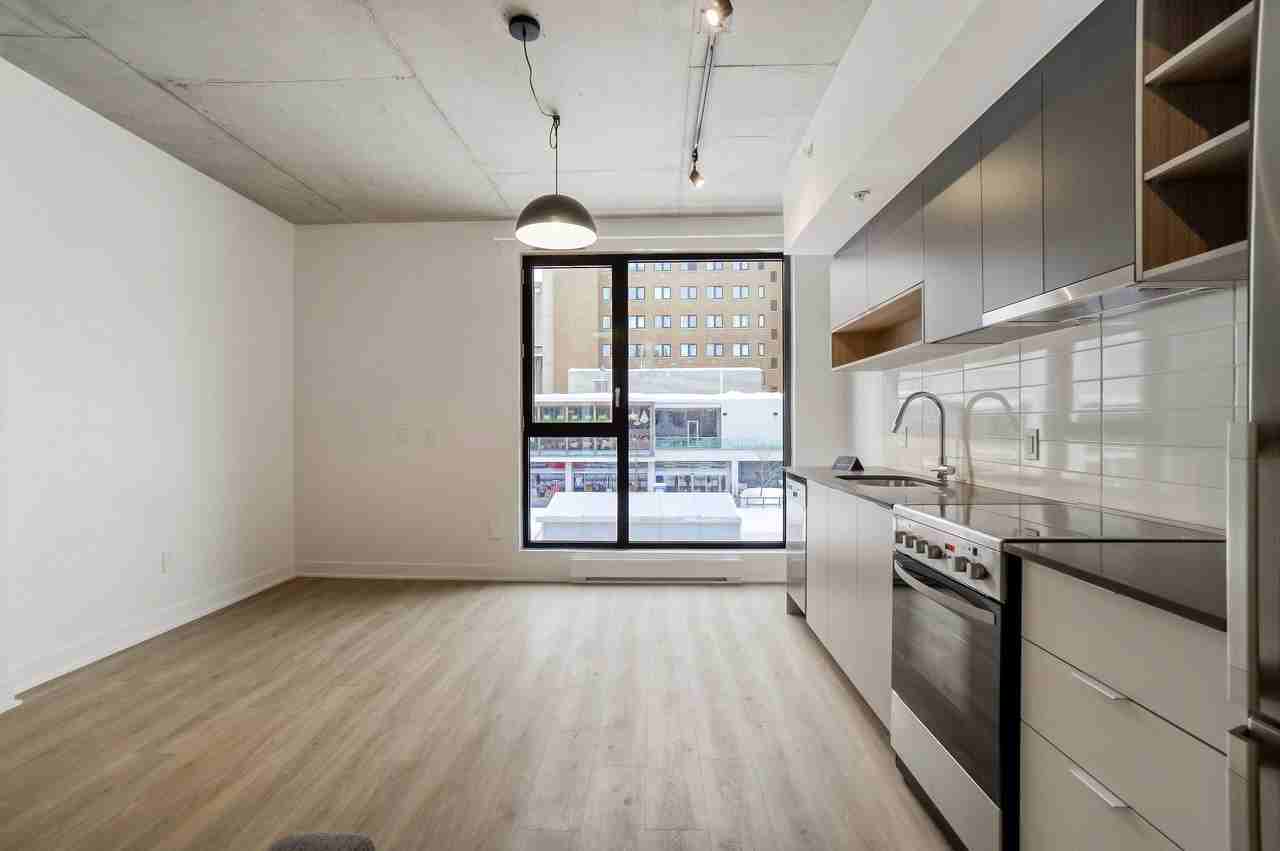 1424 Boul Saint-Laurent — photo 2