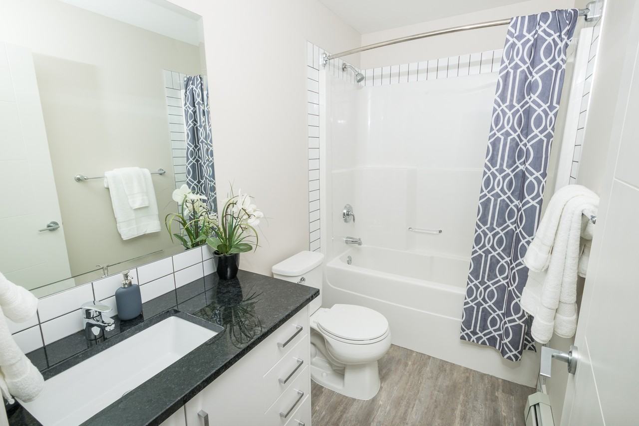 St Claire - Photo 4 of 6