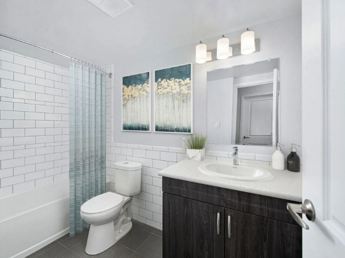 3045 Queen Frederica Drive - Photo 6 of 15