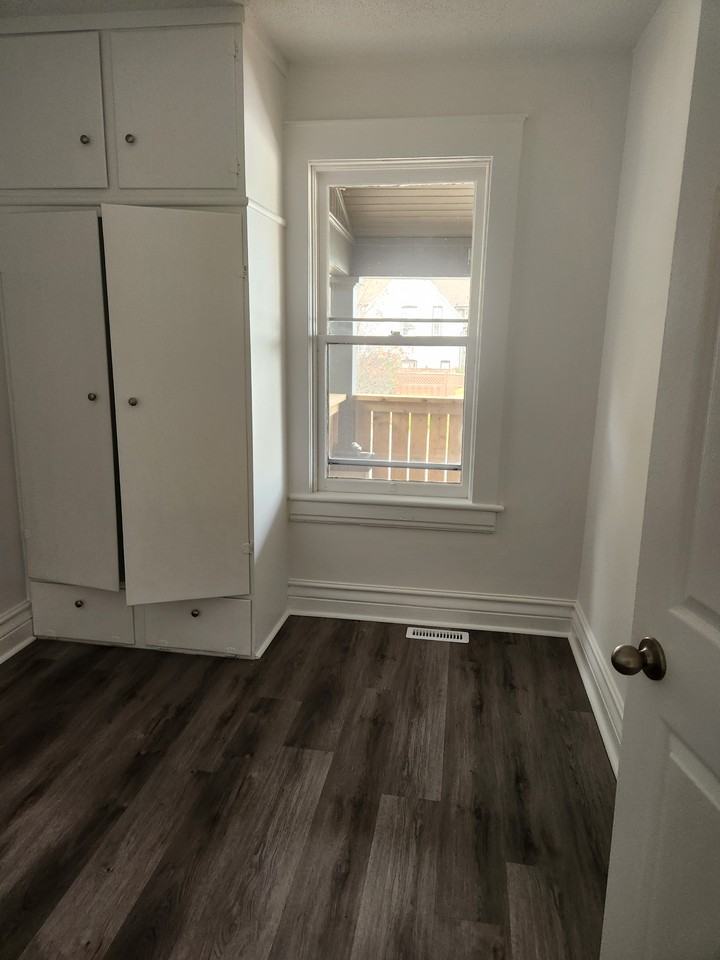 197 Hyman Street - Photo 6 of 21