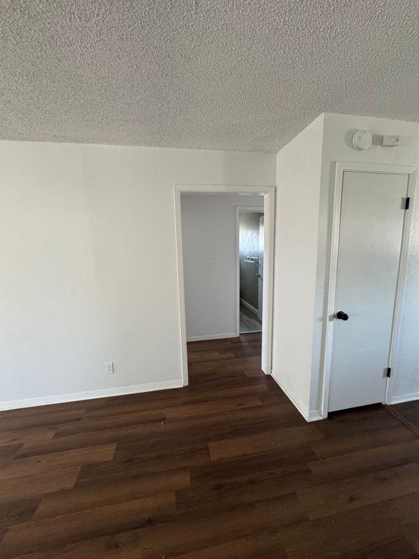 1703 Kirk Ave - Photo 3 of 13