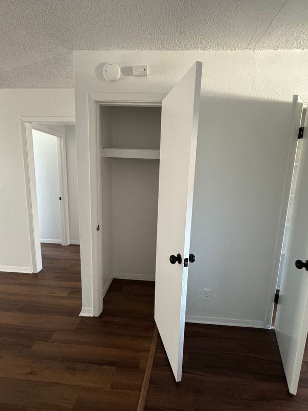 1703 Kirk Ave - Photo 5 of 13