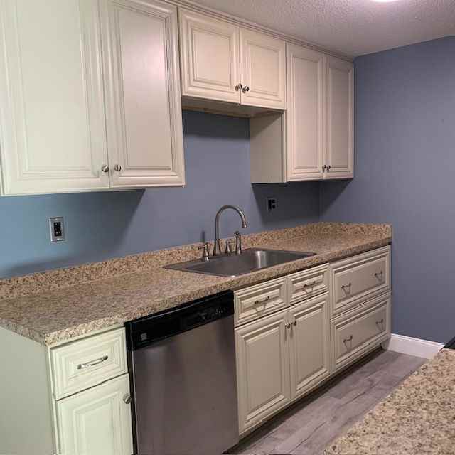 512 Abbott Farm Ln - Photo 3 of 10