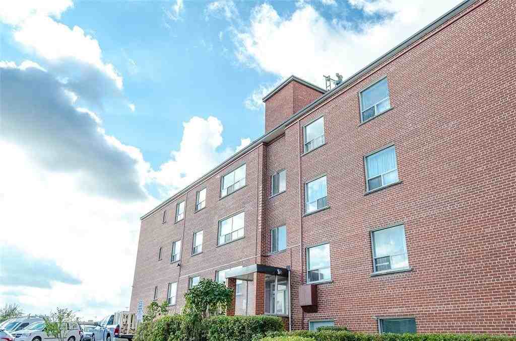 15 Craigton Drive - Photo 2 of 7