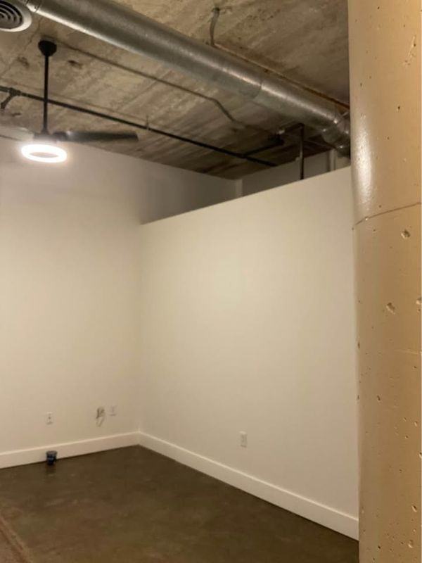 881 Memorial Dr Se - Photo 6 of 17