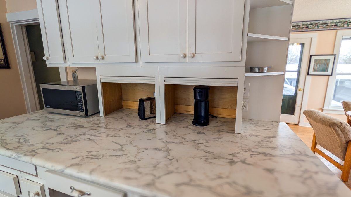 519 Park Ave - Photo 2 of 18