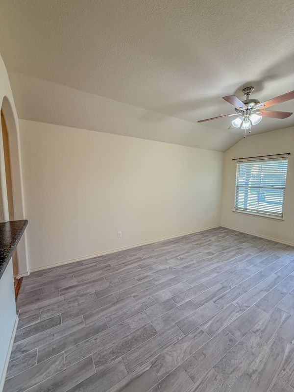 412 Azurite Dr - Photo 6 of 23