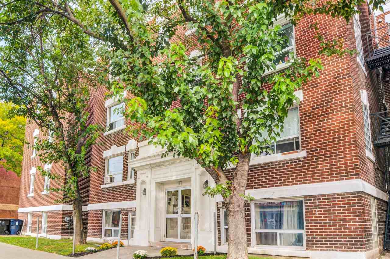 Donlands Apartments - Photo 2 of 12