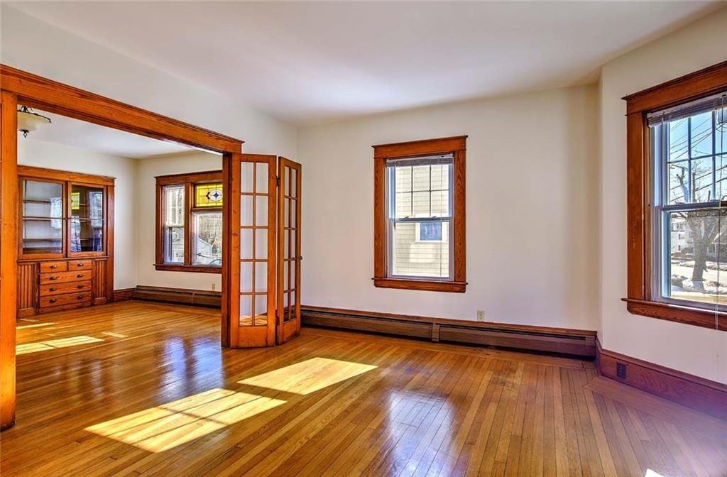 910 Hope St ##1 - Photo 5 of 32