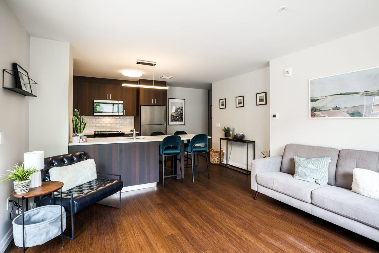 Lunen Haus - Photo 5 of 50