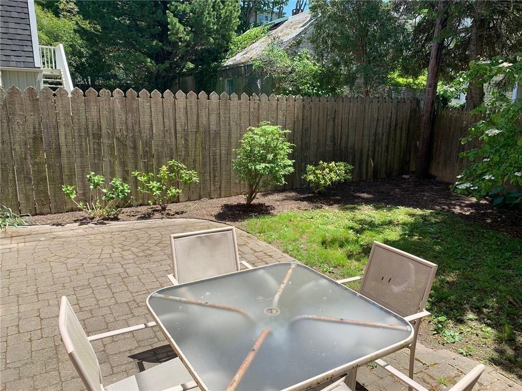 27 Young St ##2 - Photo 3 of 22