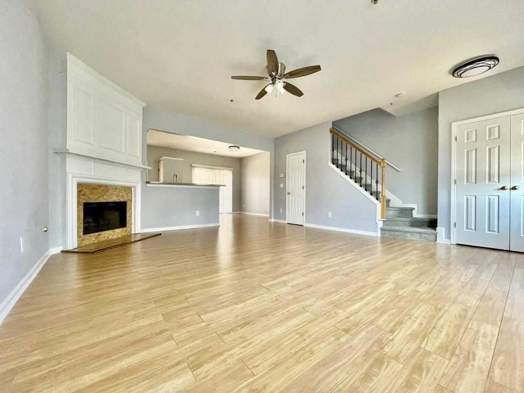 2758 Ashleigh Ln - Photo 3 of 18