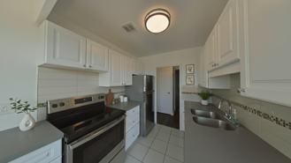 2-6 The Donway East - Photo 1 of 1