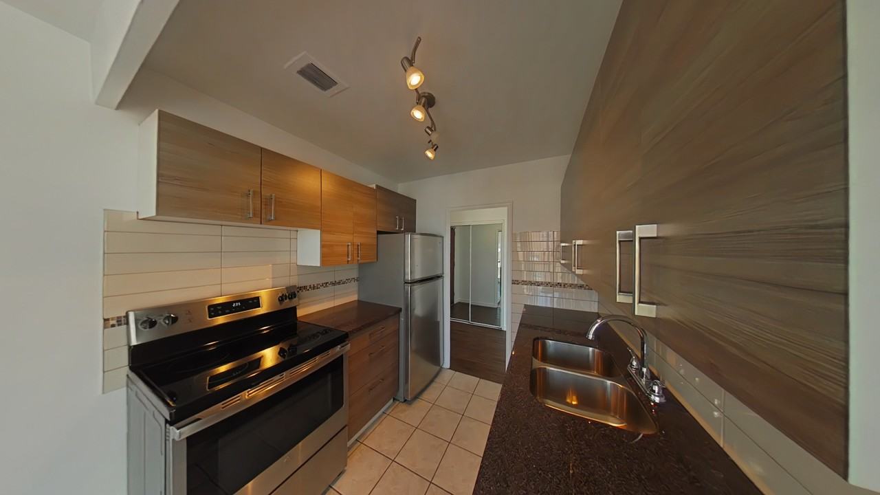 2-6 The Donway East - Photo 7 of 21