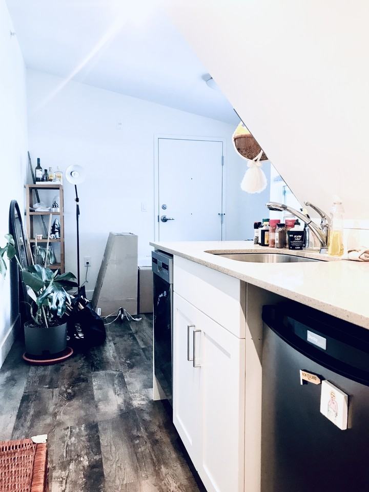 Gertie's House - Photo 7 of 34