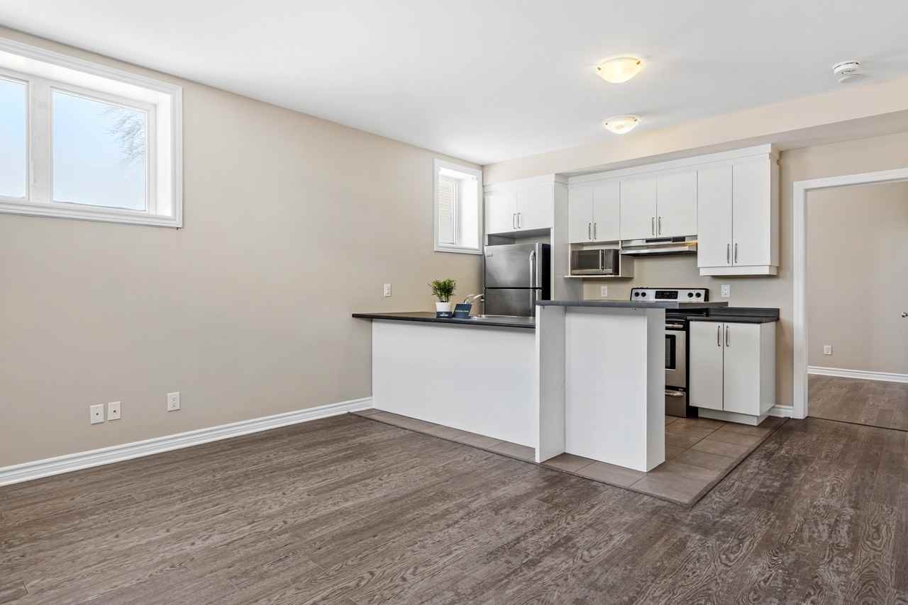 500 Ovana Crescent - Photo 4 of 50