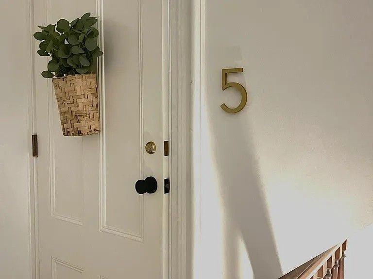 386 Essex St - Photo 2 of 18