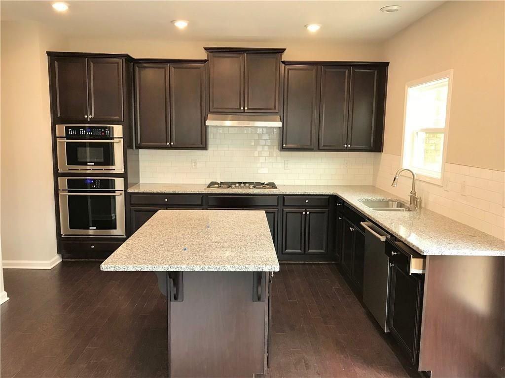 596 Sunset Park Dr - Photo 7 of 13