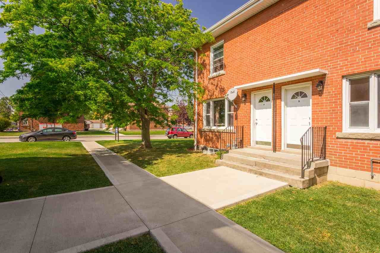 East 42nd Street - Photo 7 of 7