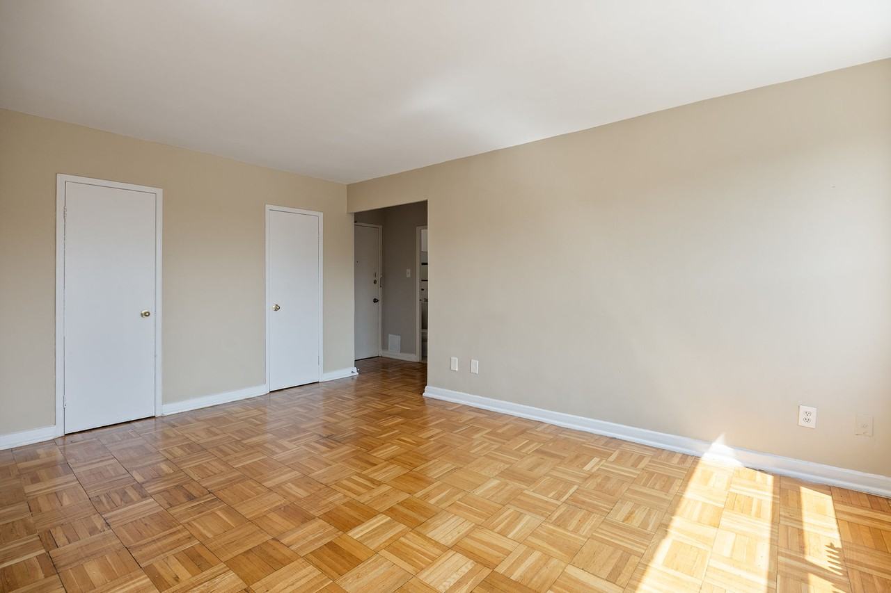 2890 St. Clair East York Apartments - Photo 7 of 23