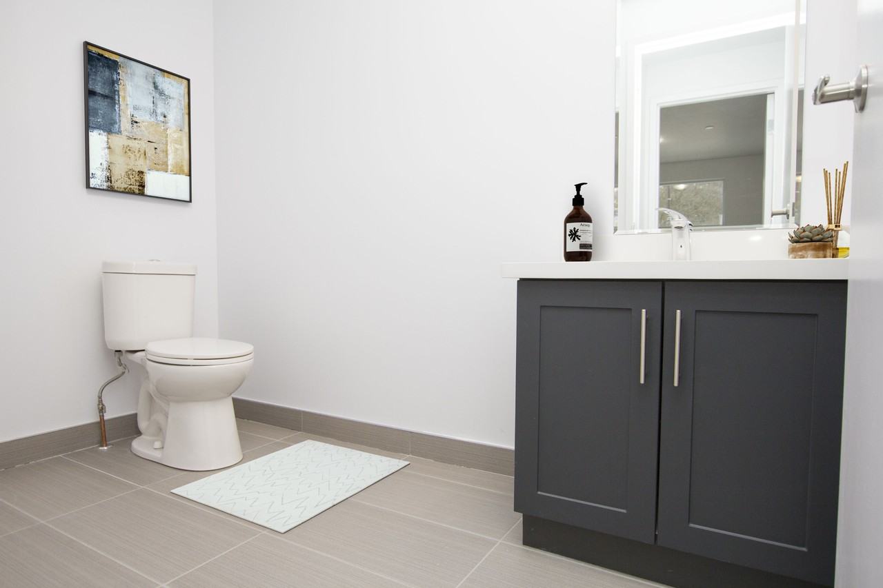 Antrim Apartments - Photo 6 of 6