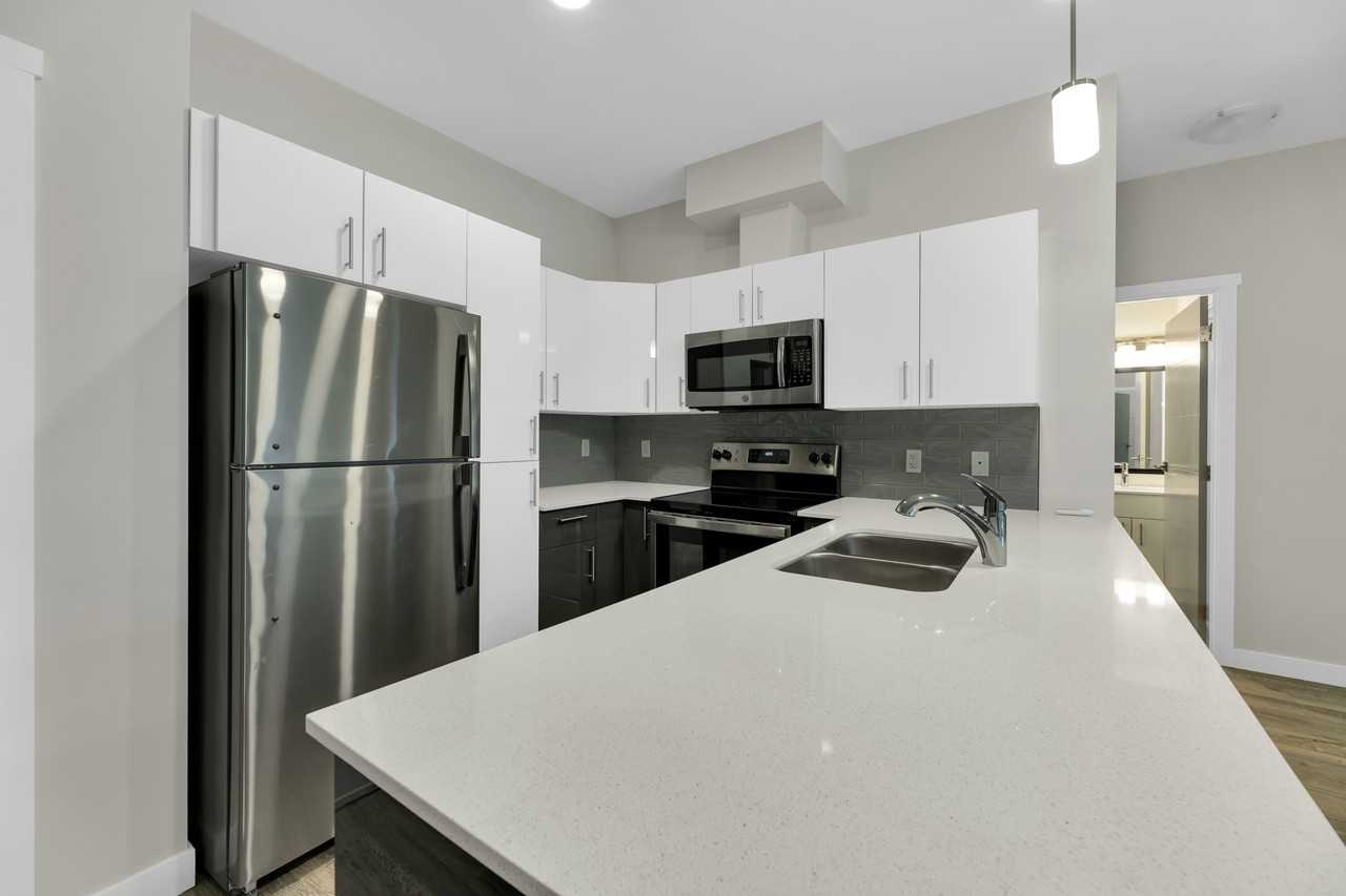 Hedstrom House - Photo 3 of 10