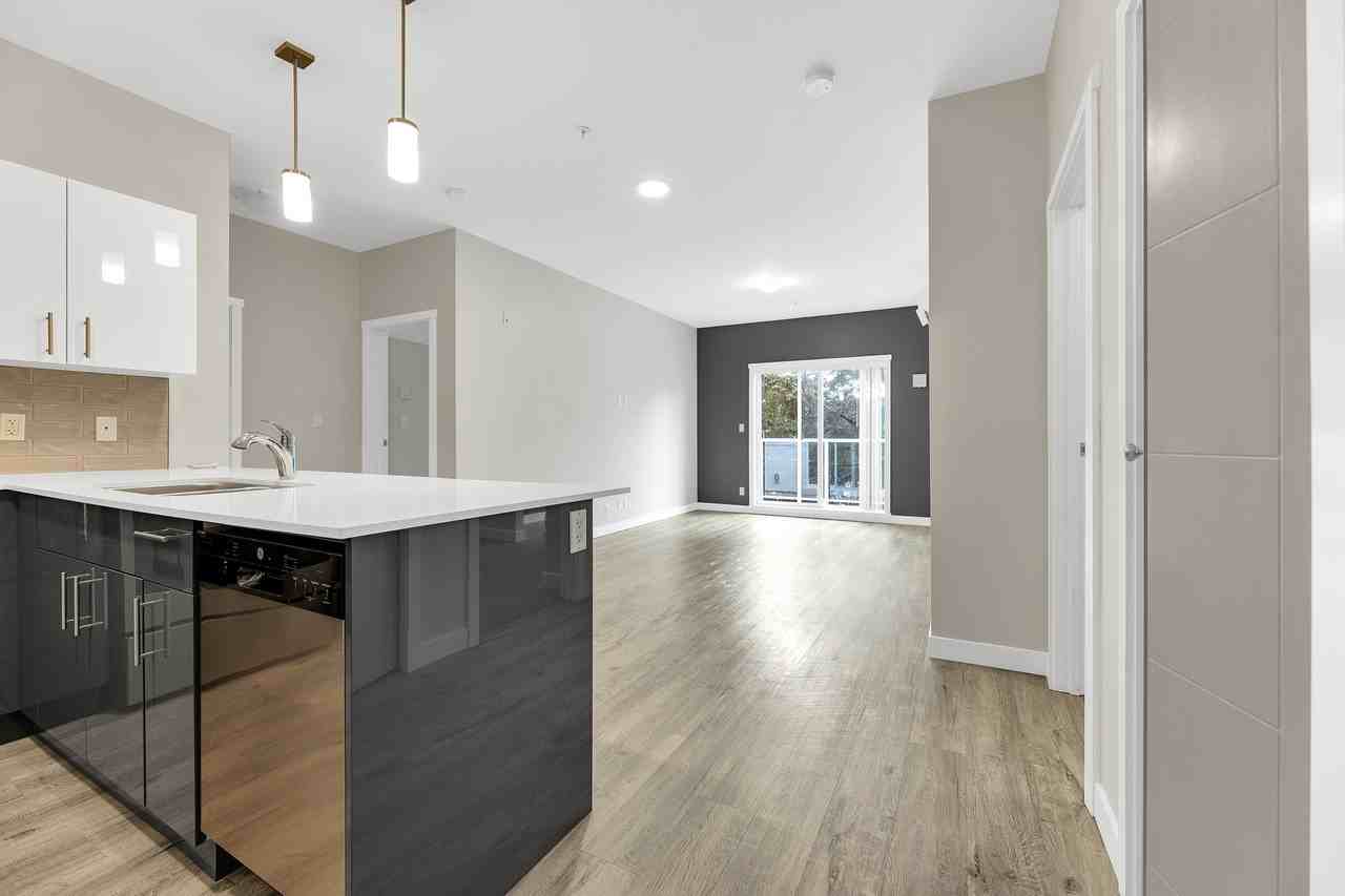 Hedstrom House - Photo 4 of 10