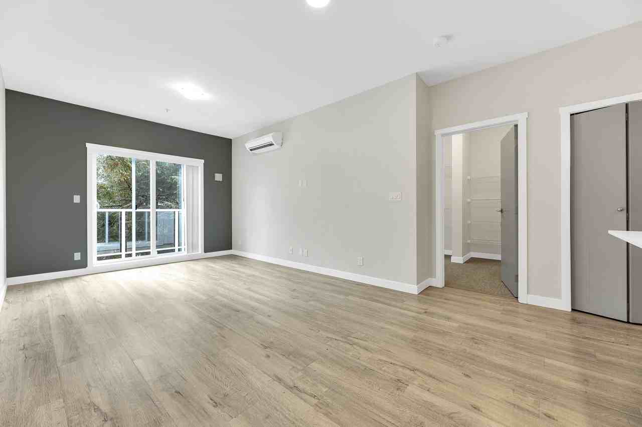 Hedstrom House - Photo 5 of 10