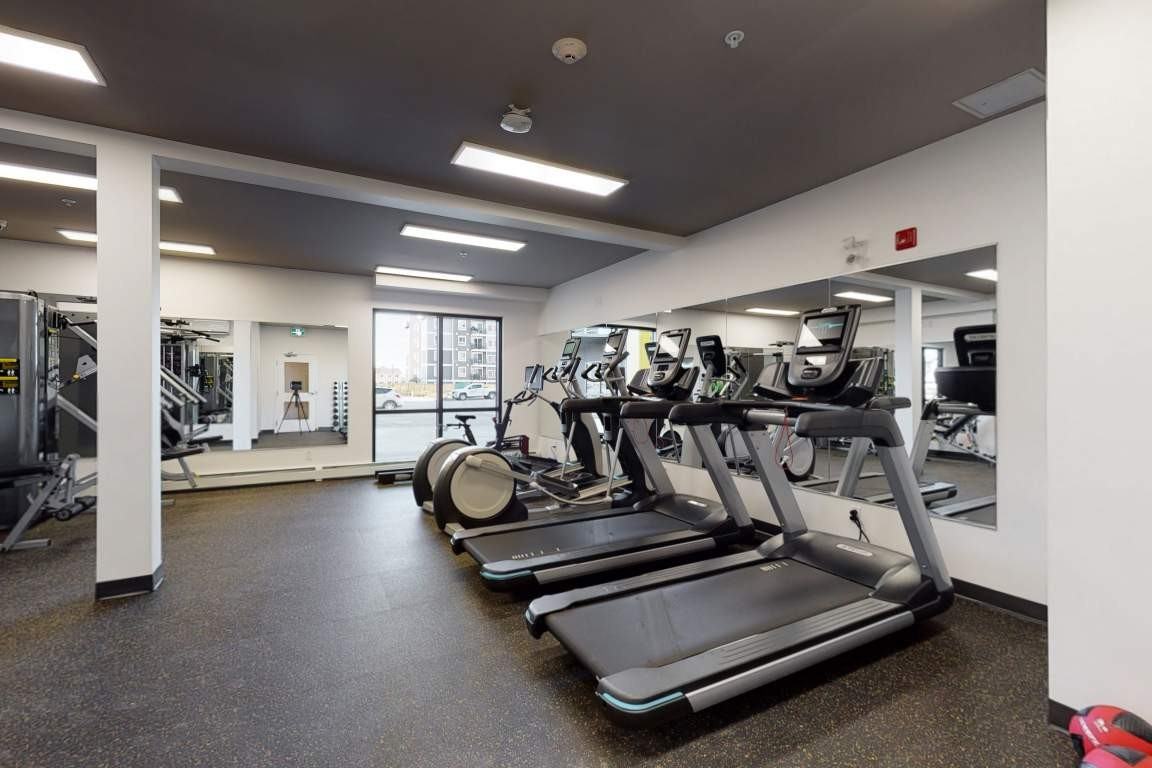 La Vie Luxury Living - Photo 4 of 41