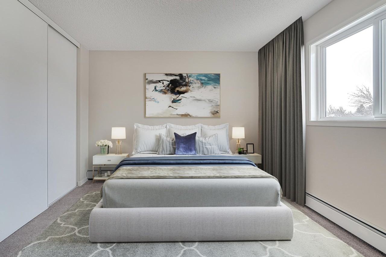 St. Charles Place - Photo 6 of 10